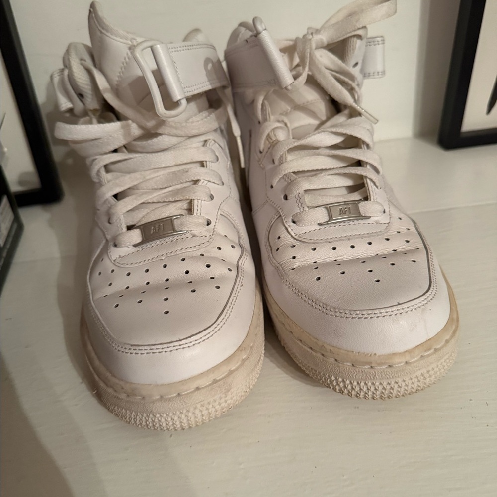Nike Air Force 1 High-Top in White
